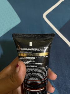 VLCC Charcoal Peel Off Mask