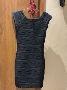 Chic Navy Bodycon Dress