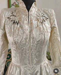 Vintage Satin Wedding Gown 😍