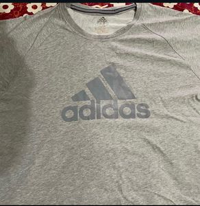 mid 2000 Adidas Grey T-Shirt