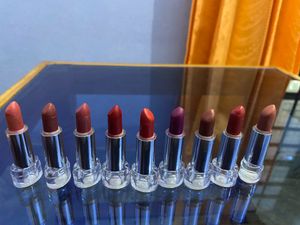 Blue Heaven Matte Love Long Lasting Mini Lipstick