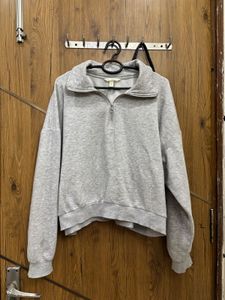 Grey Sweatshirt