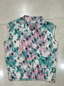 Friends Graphic Top