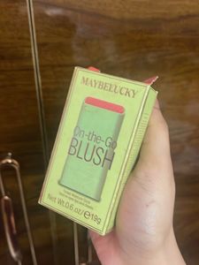 MAYBELUCKY On-the-Go BLUSH