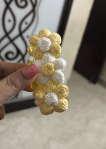 Crochet Flower Clutcher Yellow Colour 1 Pcs