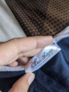 TOMMY JEANS T SHIRT