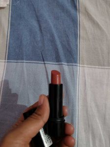 Elle 18 Color Pops Matte Lipsticks (Set of 3)