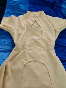 Elegant Cutout Midi Dress