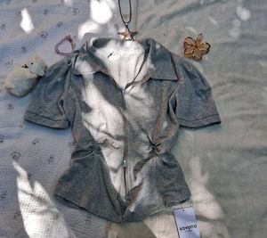 Savana Gray Zip-Up Top