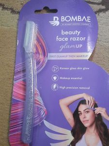 Bombay Face Razor