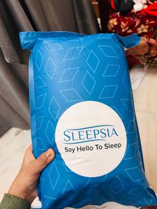 Ergonomic Memory Foam Pillow