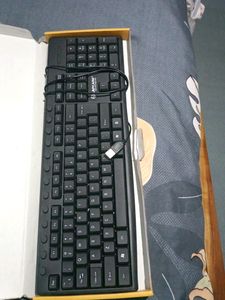 Lapcare, E-9 Keyboard