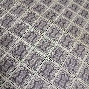 Sheet of 100 unused service stamp