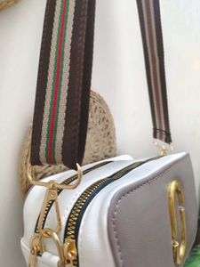 Brand new Marc Jacob&#39;s Sling Bag