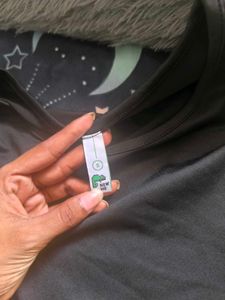 Chic Black Long Sleeve Crop Top