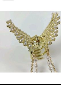 Pearl Studied Clutch/claw/butterfly