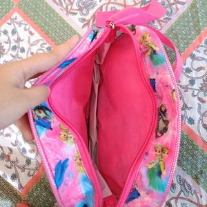 ❄️Frozen Adventures Elsa &amp; Anna Kids Sling Bag❄️