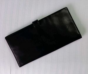 Vintage Travel Wallet ✨