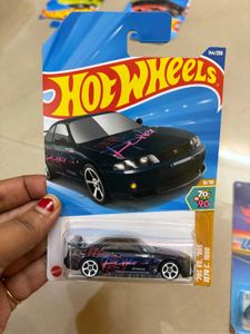 Hot Wheels Nissan Skyline GT-R &amp; Dodge