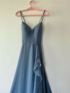 Cross back flow dress👗(surplus)