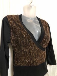 S🍎L  Black Stylish Top