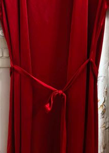 Red Bra And long Rob