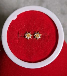 Star Stud Earrings Gold