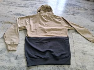 CREAM  HOODIE