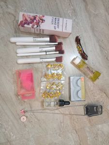 Mac Fixer and primer with some makeup ac