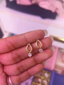 Cute lil earring