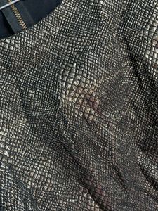 Stylish Snake Print Crop Top