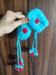 Woollen Crocheted Mittens