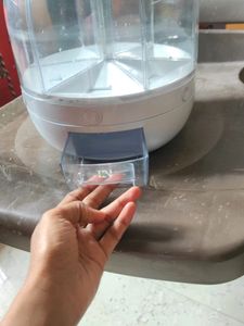 Grain Dispenser