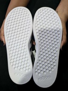 Original Adidas Grand Court 2.0 (Unisex)