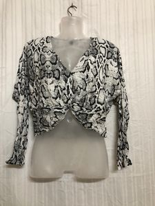 H&M Black Long Sleeve V Neck Top