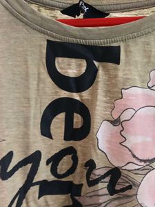 Floral &#39;Be You Unique &#39; Graphic Tee