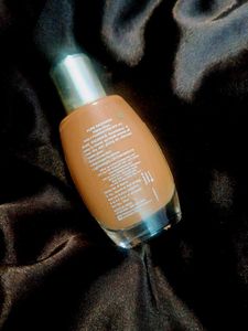 Lotus Pure Radiance Foundation