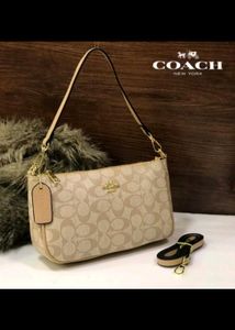 Coach Shoulder / Sling Bags Wholesale