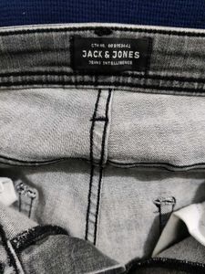 Charcoal Ripped Jeans(Men)