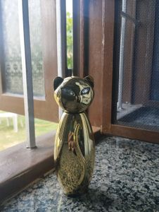 Gold Cat Figurine Perfume 💗😻 With Freebie 🎁