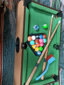 BILLARD &amp; POOL JUNIOR