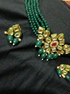Green Kundan Necklace Set
