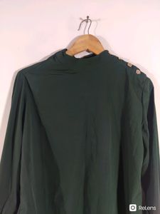 Green Plain Casual Top (Women)