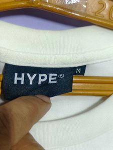 Hype White Graphic Tee