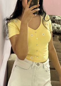 Daisy Knit Baby Tee 🌼
