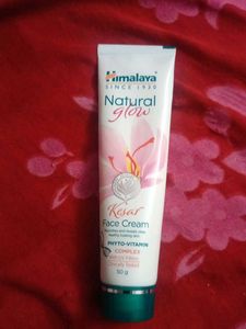 Himalaya Natural Glow Kesar Face Cream
