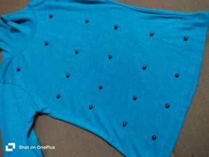 Girl&#39;s Blue Turtleneck Top