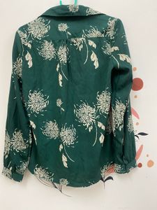 Dark Green beige shirt