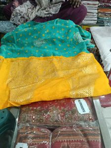 Bandhani Saree