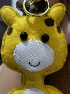 Giraffe Keychain - Cute & Fun!